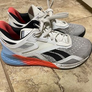 ****SOLD***Reebok nanos